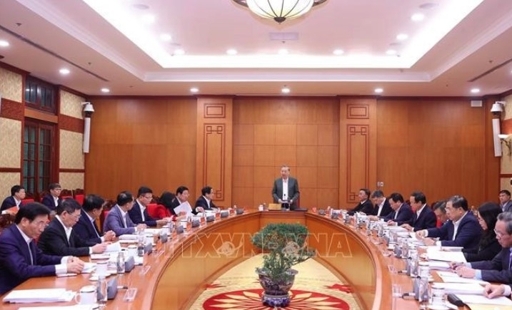 Party leader requests thorough preparations for 14th National Party Congress